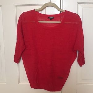 Red 3/4 sleeve top